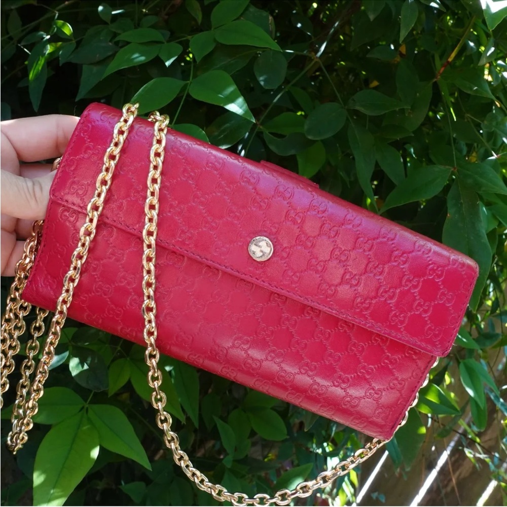 GUCCI Red Leather Micro Guccissima Wallet on Chain